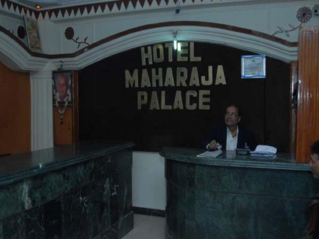 Oyo 4956 Hotel Maharaja Palace Kānpur Rom bilde